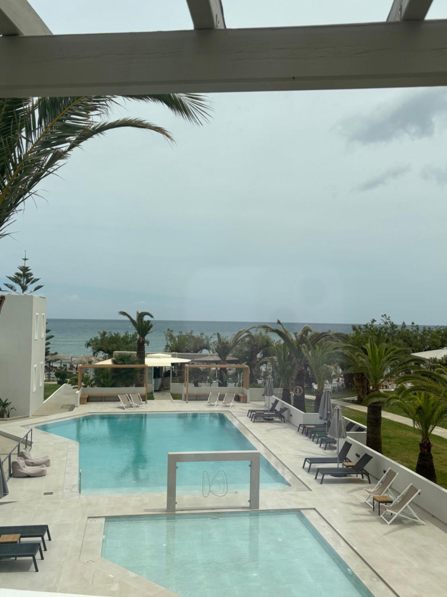 Ninemia Beach Resort Agia Marina Exterior foto